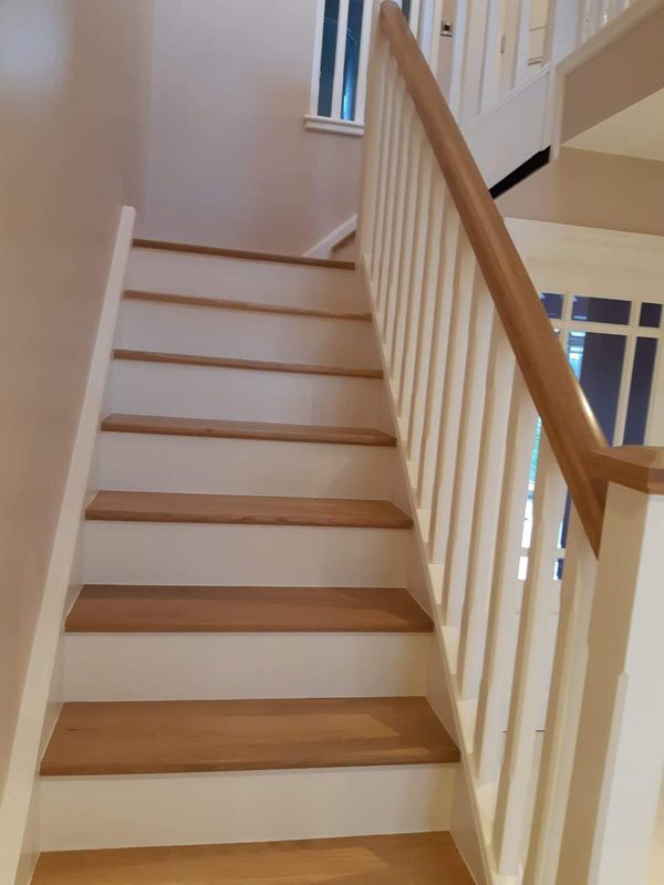 Oak & White Stairs - Inniskeen Joinery Works